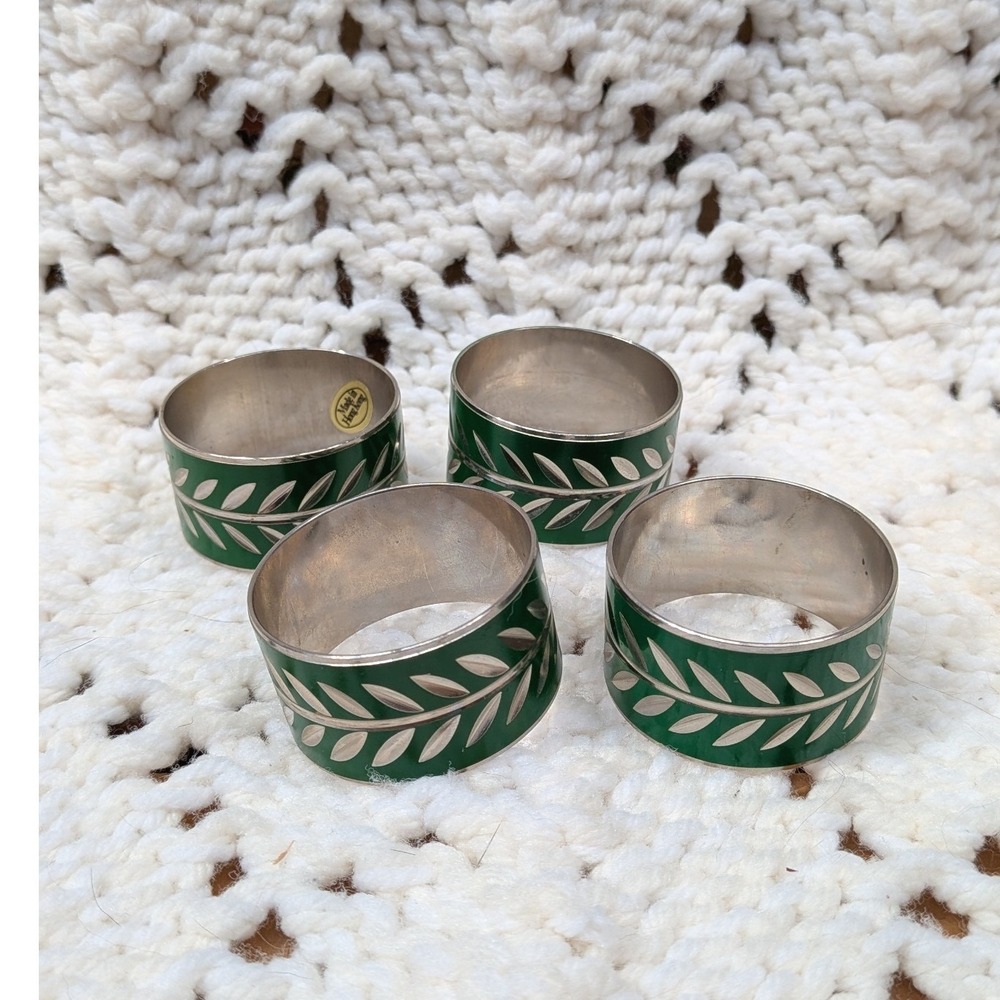 Vintage Green Enamel Napkin Rings Set of 4 Silver Leaf Laurel Made in Hong Kong
